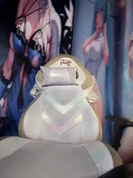 Snapshot of Thyana_LS chatting on February 18, 1:55 pm Thyana LS online show from February 18, 1:55 pm