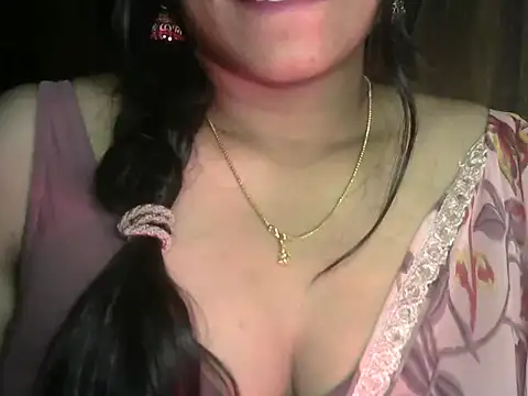 Snapshot of telugu99ramya chatting on April 7, 5:13 pm telugu99ramya online show from April 7, 5:13 pm