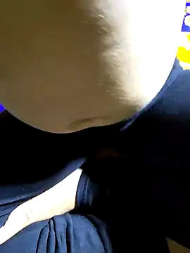 Snapshot of hotbaby_5 chatting on January 4, 6:19 am hotbaby 5 online show from January 4, 6:19 am