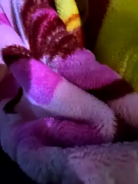 Snapshot of hotbaby_5 chatting on January 17, 2:18 am hotbaby 5 online show from January 17, 2:18 am