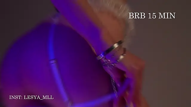 Snapshot of wowmolly chatting on January 15, 2:46 pm wowmolly online show from January 15, 2:46 pm