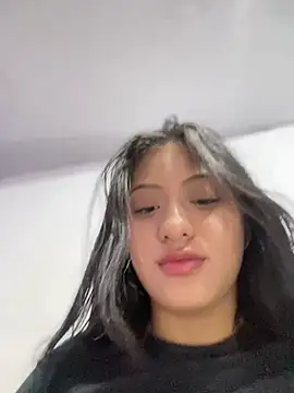 Estefanii- online show from February 27, 8:17 am