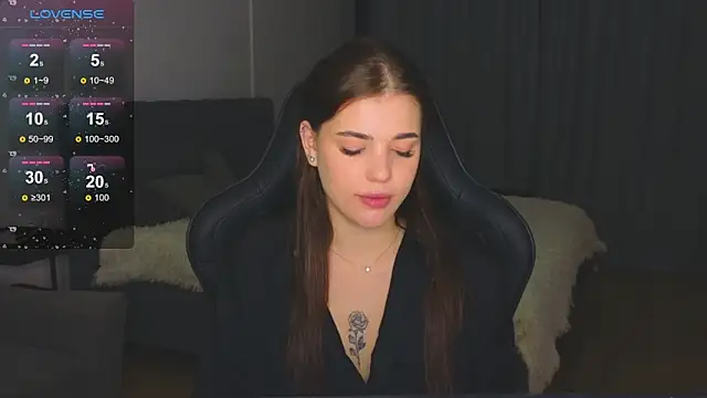 adrianawow1 online show from November 14, 1:48 am