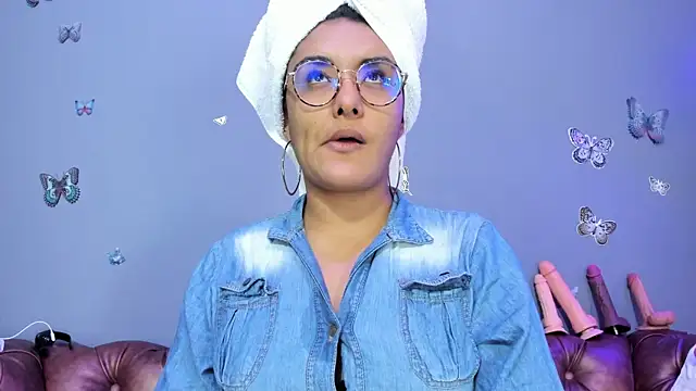 Snapshot of Kaira_mosse chatting on October 18, 11:55 am Kaira mosse online show from October 18, 11:55 am
