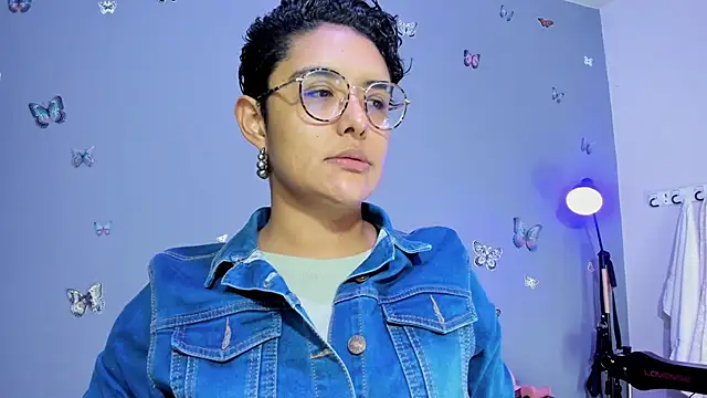 Kaira mosse online show from November 4, 11:09 am