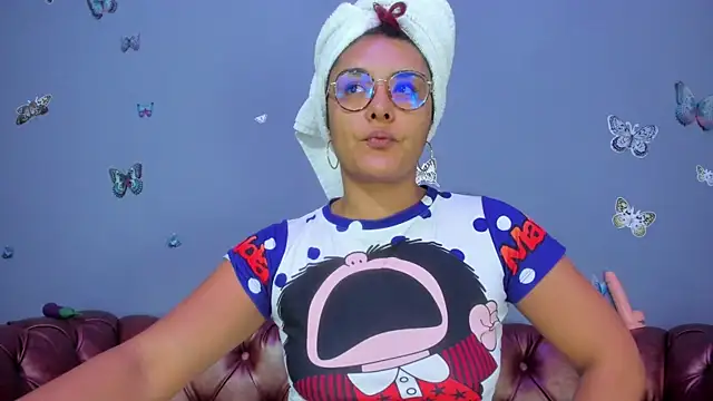 Kaira mosse online show from July 25, 10:13 am