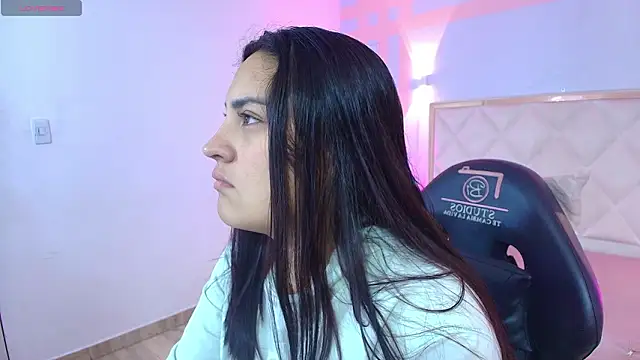 Brendda tay online show from March 19, 3:21 am