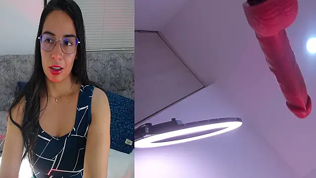 Snapshot of lily_riod chatting on December 26, 7:13 am lily riod online show from December 26, 7:13 am