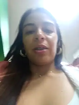 Snapshot of lily_riod chatting on January 23, 12:46 am lily riod online show from January 23, 12:46 am