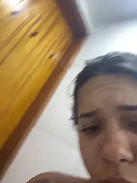 Snapshot of BranquinhaRj177 chatting on February 27, 3:58 am BranquinhaRj177 online show from February 27, 3:58 am