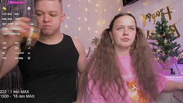 Hanna and Justin online show from December 10, 8:38 pm