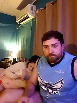 Snapshot of CoelhinhaGostosa chatting on January 8, 3:51 am CoelhinhaGostosa online show from January 8, 3:51 am