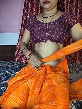 Snapshot of Shivani_Mumbai85 chatting on May 28, 5:32 pm Shivani Mumbai85 online show from May 28, 5:32 pm