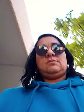 paulinaDiaz1 online show from October 18, 4:30 pm