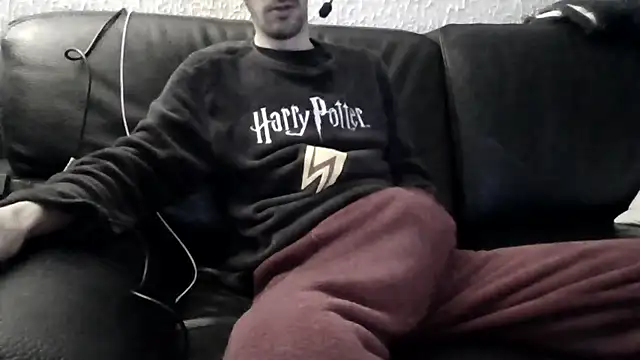 Snapshot of passif520 chatting on November 9, 10:52 pm passif520 online show from November 9, 10:52 pm