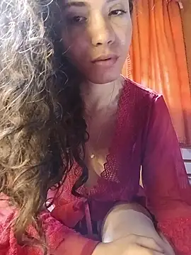 Snapshot of HelenHoltz chatting on June 3, 4:34 pm HelenHoltz online show from June 3, 4:34 pm