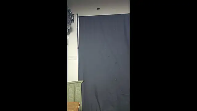 Layla-Lana online show from January 5, 11:59 am