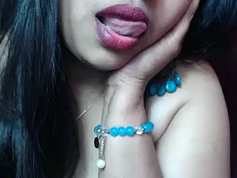 Snapshot of _Kamakshi chatting on February 8, 9:46 pm  Kamakshi online show from February 8, 9:46 pm