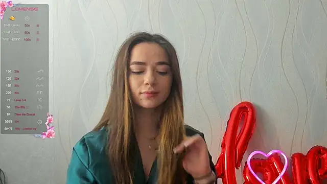 Snapshot of Bella_XO chatting on May 29, 8:45 am Bella XO online show from May 29, 8:45 am