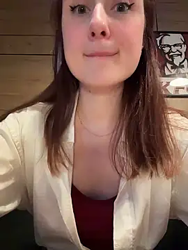 Snapshot of Dina_Tease chatting on May 24, 11:37 am Dina Tease online show from May 24, 11:37 am