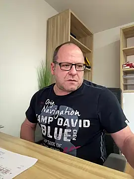 coupleLatinaLovers online show from January 7, 9:50 am