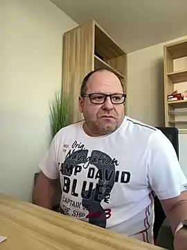 coupleLatinaLovers online show from January 14, 9:56 am