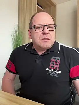 coupleLatinaLovers online show from March 10, 11:21 am