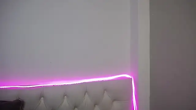 Snapshot of KaitlynLoveCam chatting on January 24, 4:05 am KaitlynLoveCam online show from January 24, 4:05 am