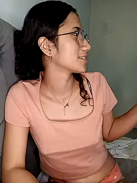 Snapshot of KaitlynLoveCam chatting on January 30, 3:00 am KaitlynLoveCam online show from January 30, 3:00 am