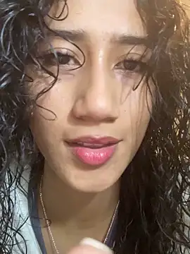 Snapshot of KaitlynLoveCam chatting on September 14, 7:46 pm KaitlynLoveCam online show from September 14, 7:46 pm