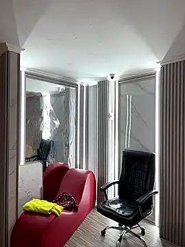 Snapshot of KaitlynLoveCam chatting on October 6, 3:37 am KaitlynLoveCam online show from October 6, 3:37 am