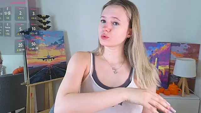 Snapshot of MaydaFoulk chatting on November 8, 1:06 am MaydaFoulk online show from November 8, 1:06 am