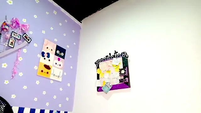 PetiteIvoryQueen19 online show from June 6, 5:23 am