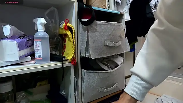 frnk30151 online show from December 13, 2:38 pm