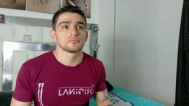 Sexy Alejandro  online show from December 16, 1:00 pm