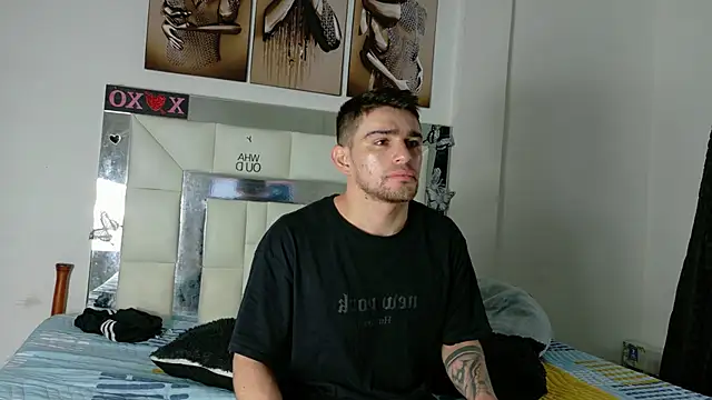 Sexy Alejandro  online show from February 12, 11:51 am