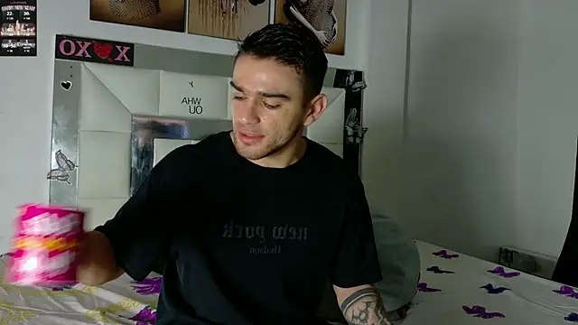 Sexy Alejandro  online show from February 26, 11:20 am