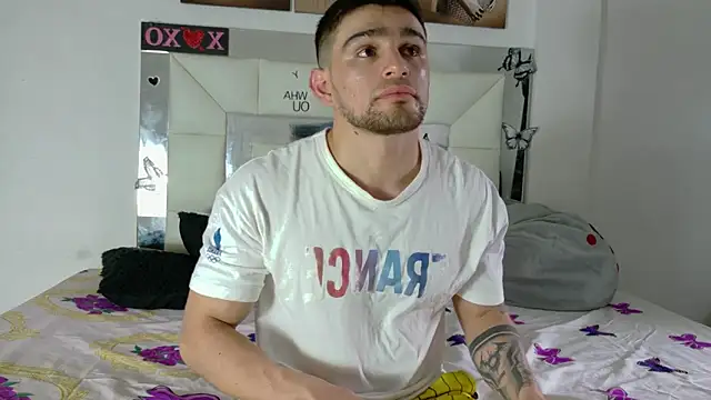 Sexy Alejandro  online show from March 4, 5:34 pm