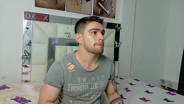 Sexy Alejandro  online show from March 18, 10:57 am