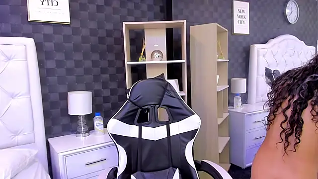 rave connor online show from February 10, 7:17 pm