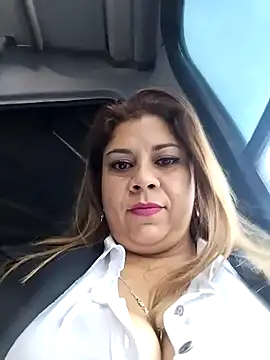 Laura-Hernandez online show from February 19, 10:53 pm