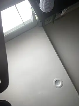 Snapshot of Yann_18 chatting on September 13, 7:02 pm Yann 18 online show from September 13, 7:02 pm