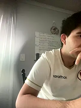 Snapshot of Yann_18 chatting on September 25, 12:36 am Yann 18 online show from September 25, 12:36 am