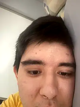 Snapshot of Yann_18 chatting on September 27, 6:02 pm Yann 18 online show from September 27, 6:02 pm