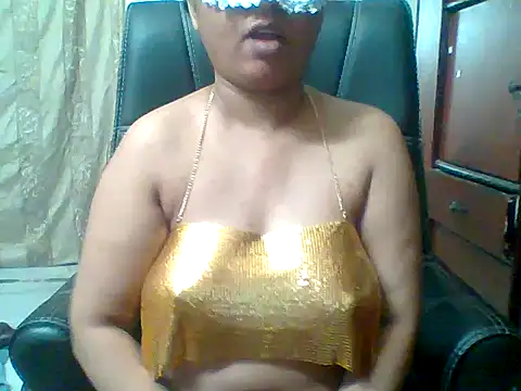 kamayanisingh24 online show from December 12, 5:48 pm