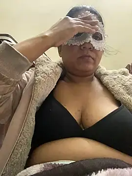 kamayanisingh24 online show from January 31, 11:03 am