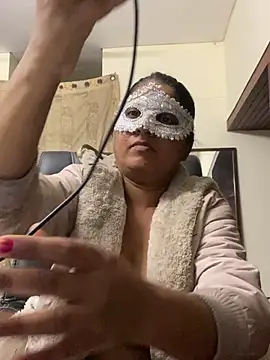 kamayanisingh24 online show from January 31, 4:59 pm