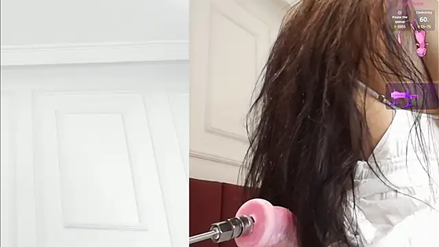 Luna monroe  online show from February 20, 1:51 pm