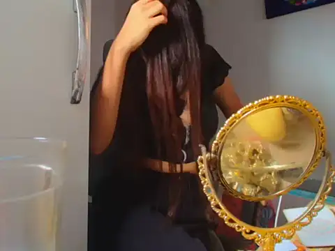 Snapshot of Sassa_69 chatting on April 11, 6:23 pm Sassa 69 online show from April 11, 6:23 pm