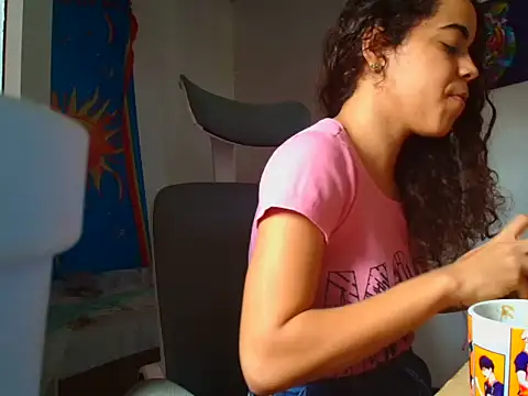 Snapshot of Sassa_69 chatting on April 19, 2:38 pm Sassa 69 online show from April 19, 2:38 pm